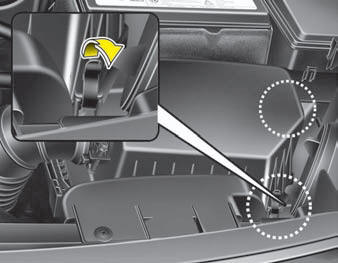1. Loosen the air cleaner cover attaching clips and open the cover.